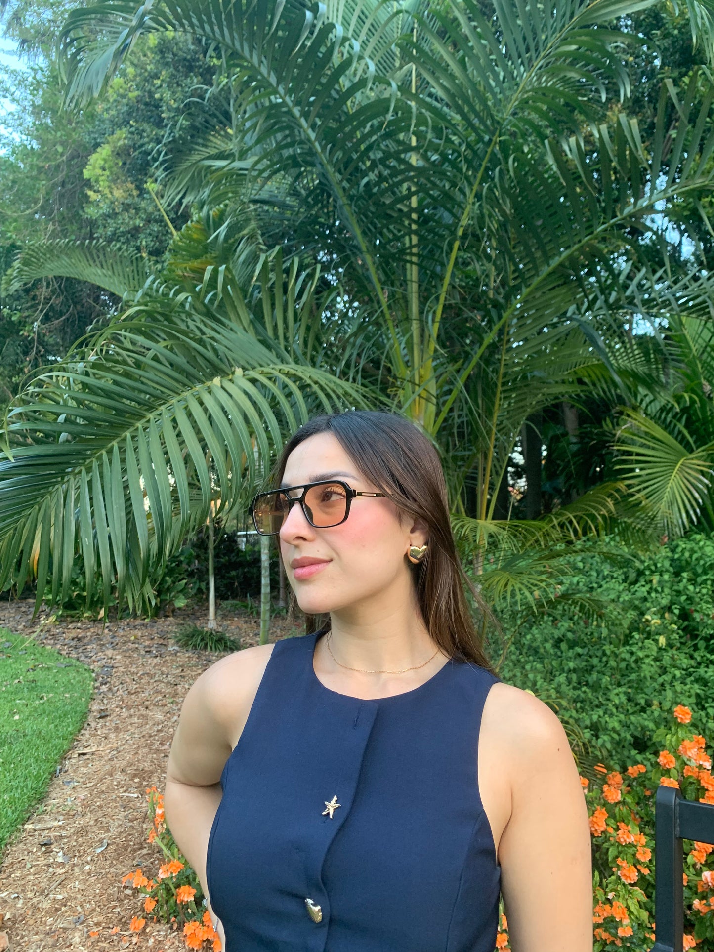 PEACH DESIRE - SQUARE BROWN & BLACK - STRAYA square