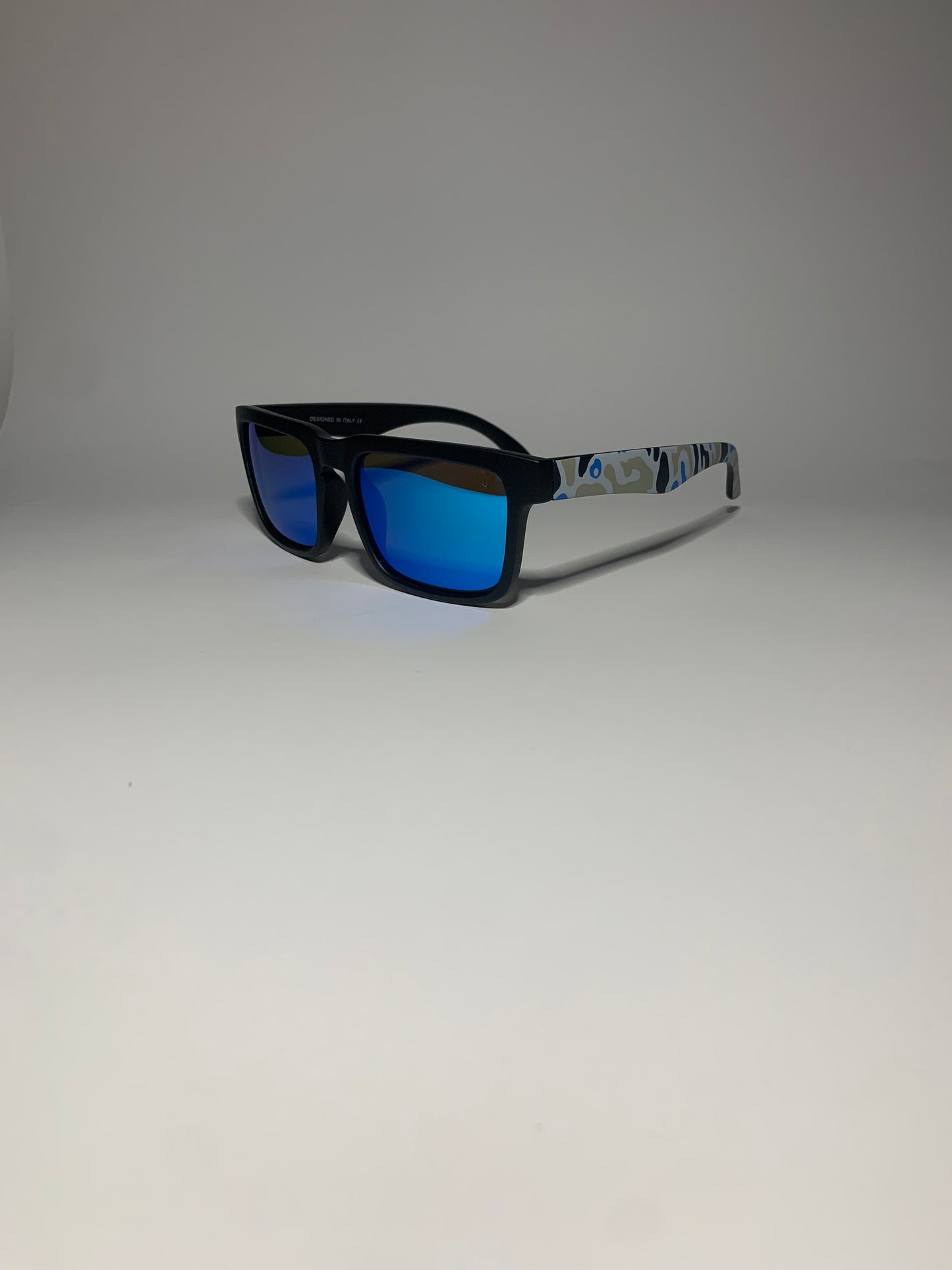 ARTIC WAVE - BLUE OCEAN WAYFARER - STRAYA wayfarer