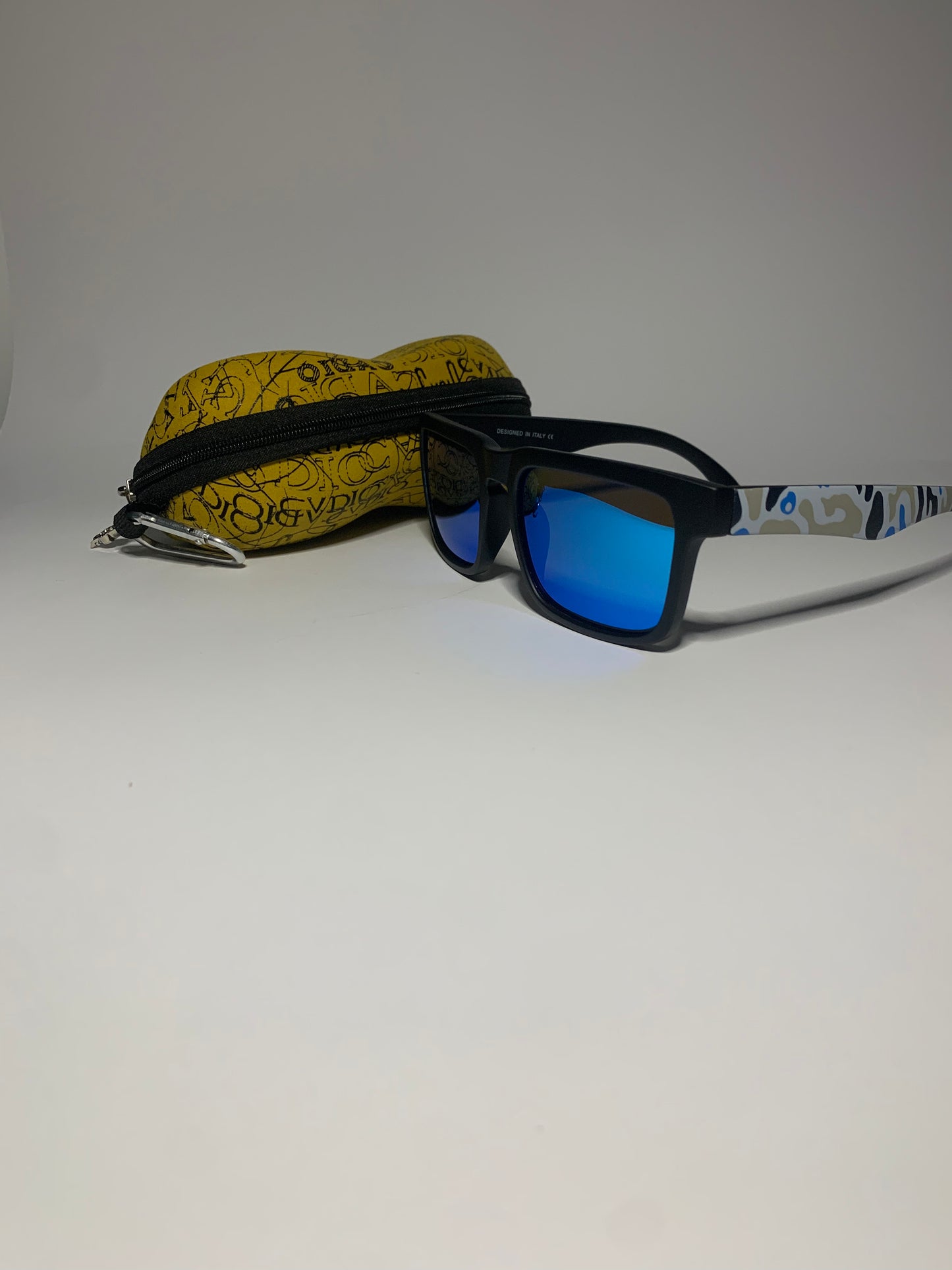 ARTIC WAVE - BLUE OCEAN WAYFARER - STRAYA wayfarer
