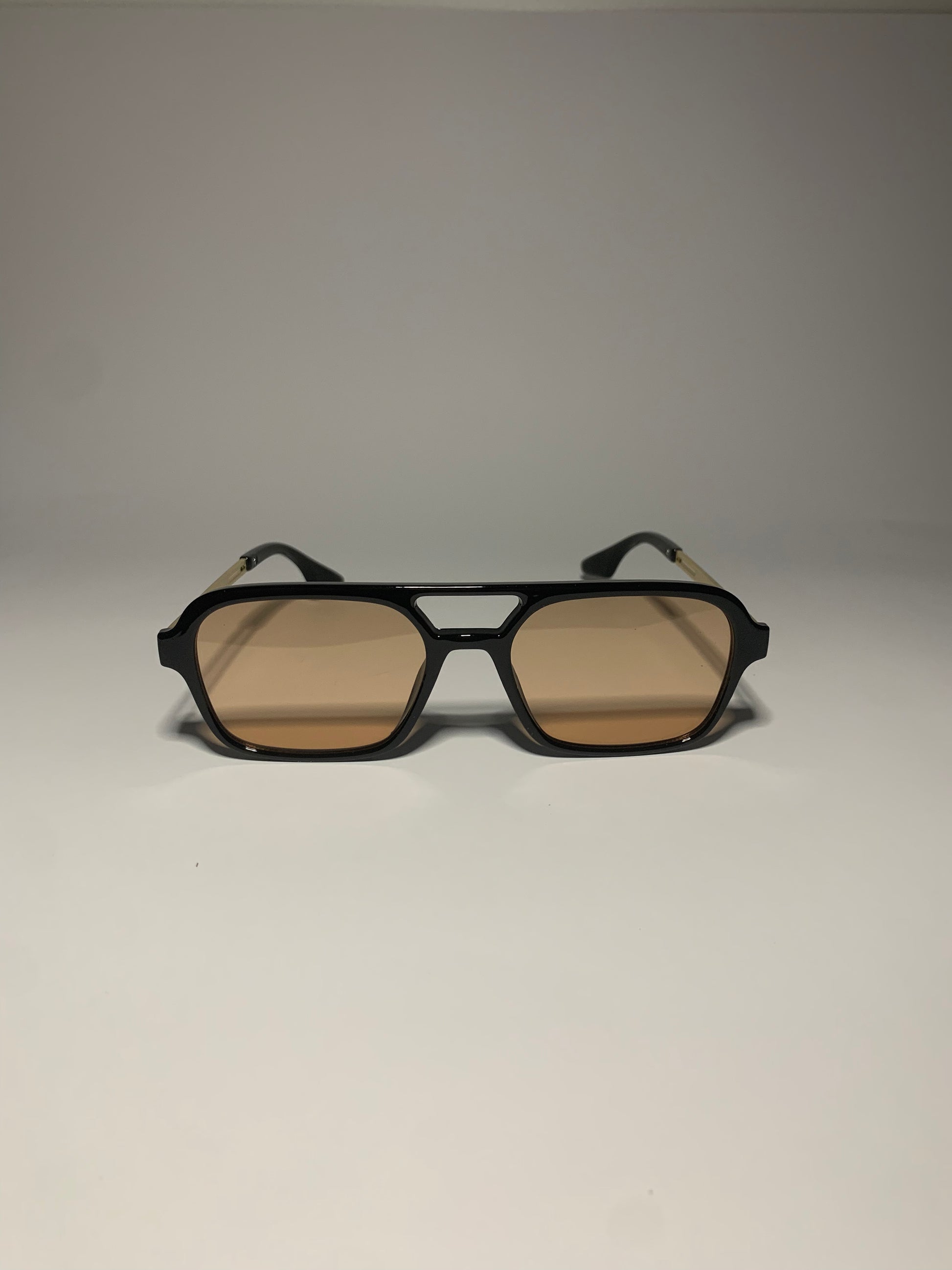 PEACH DESIRE - SQUARE BROWN & BLACK - STRAYA square